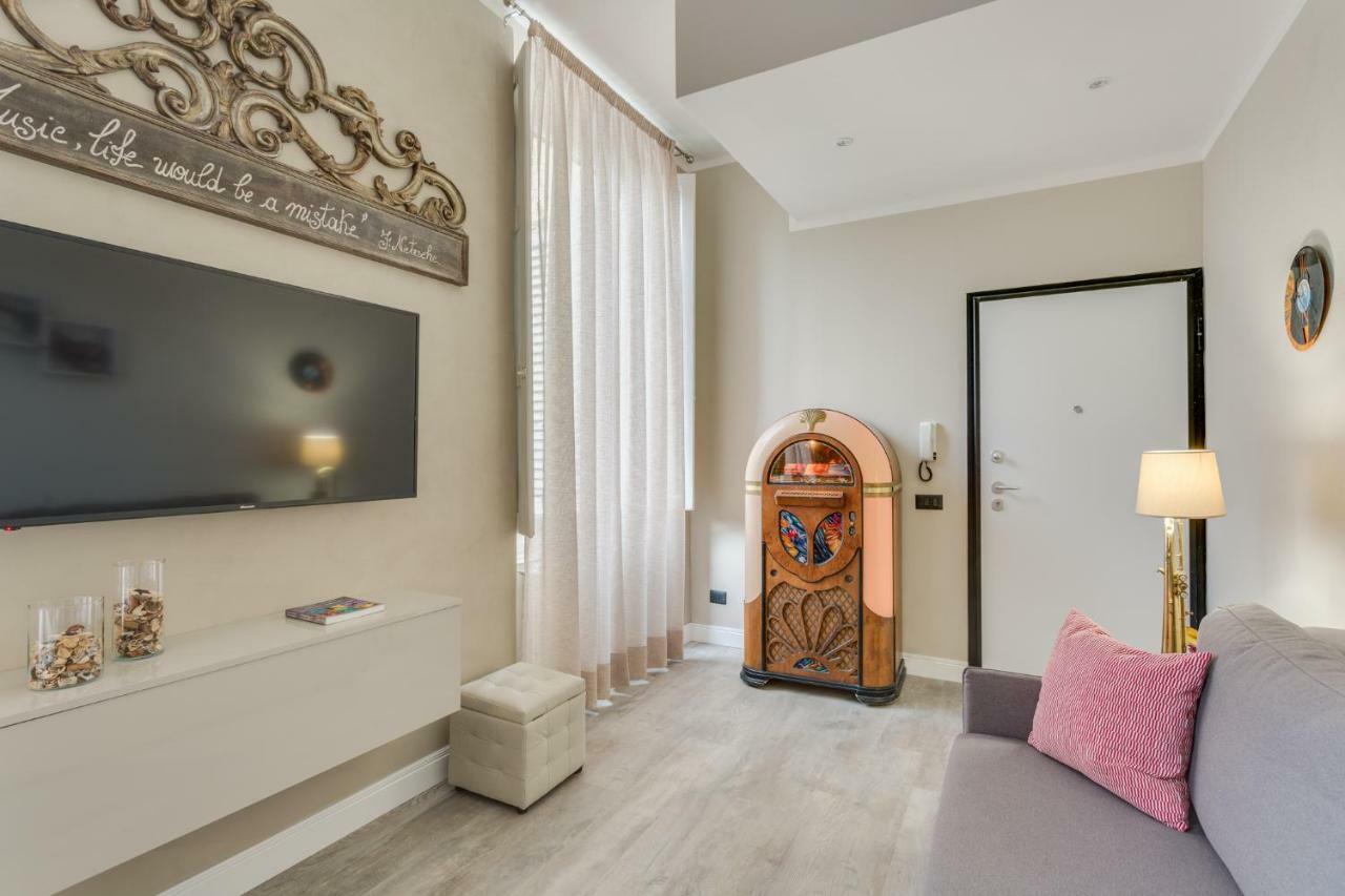 Cherubini Palace Thematic Apartment Florence Exterior photo